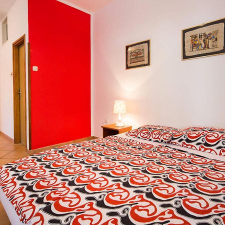 Pansion Marjan Otel Zavala Oda fotoğraf