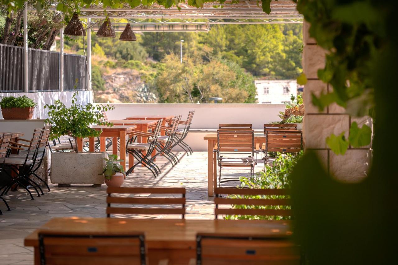 Pansion Marjan Otel Zavala Dış mekan fotoğraf