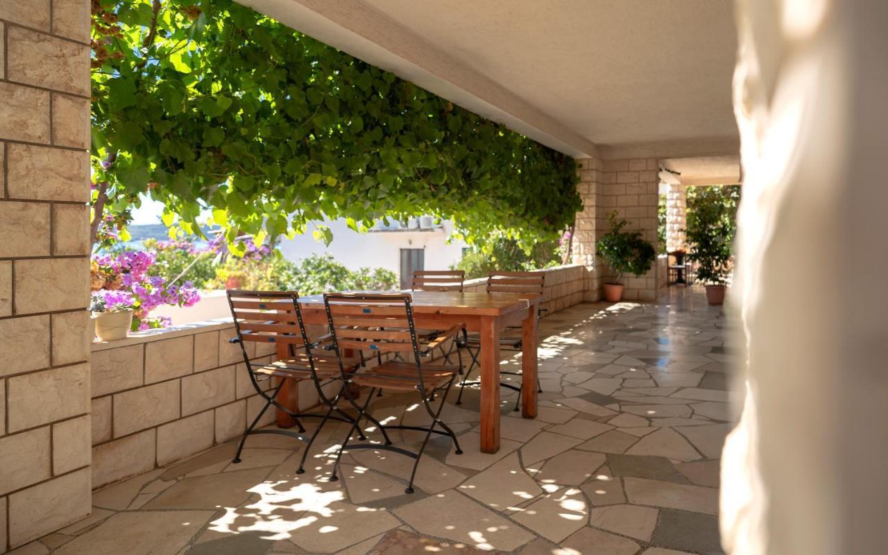 Pansion Marjan Otel Zavala Dış mekan fotoğraf