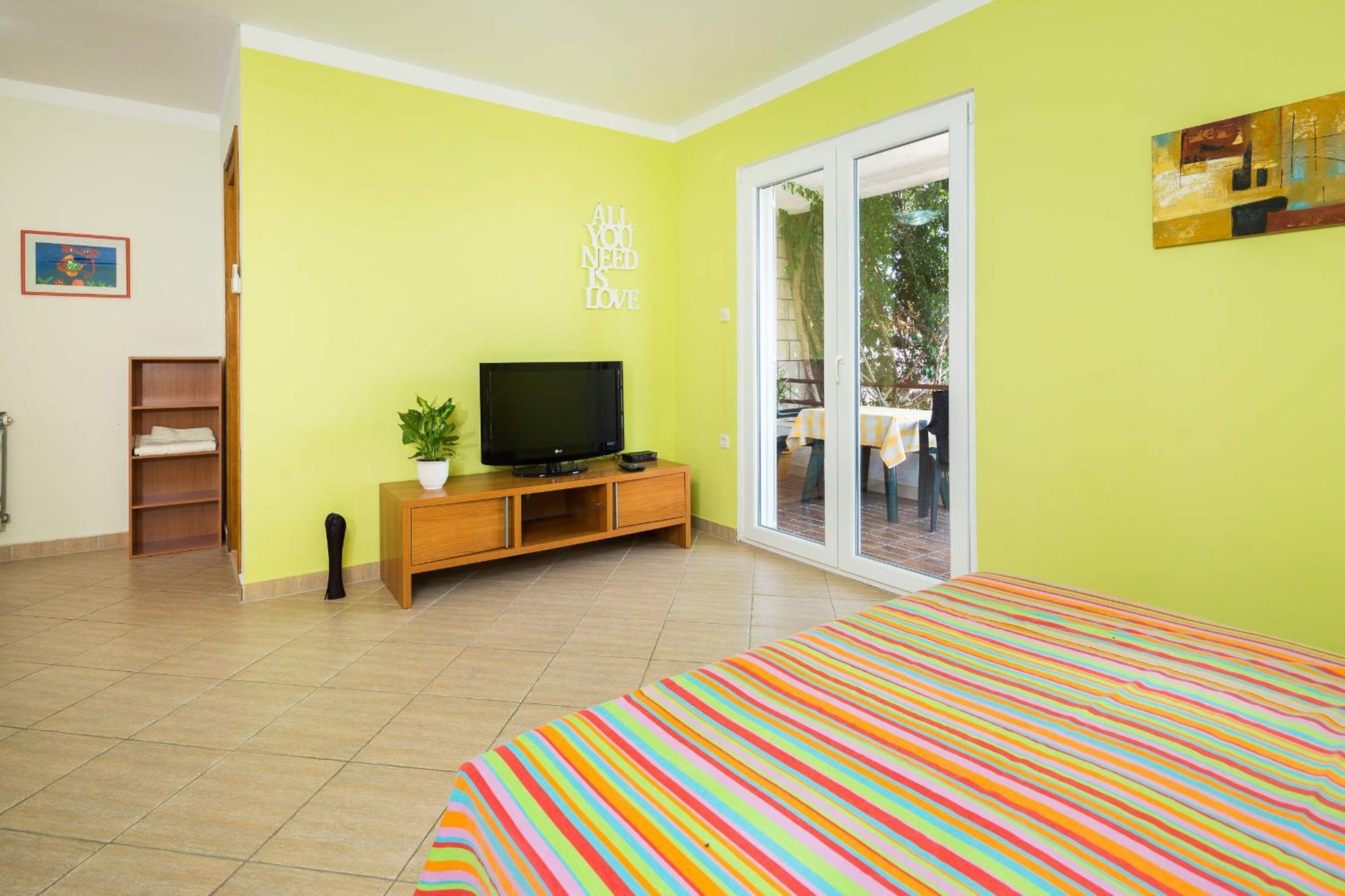 Pansion Marjan Otel Zavala Oda fotoğraf