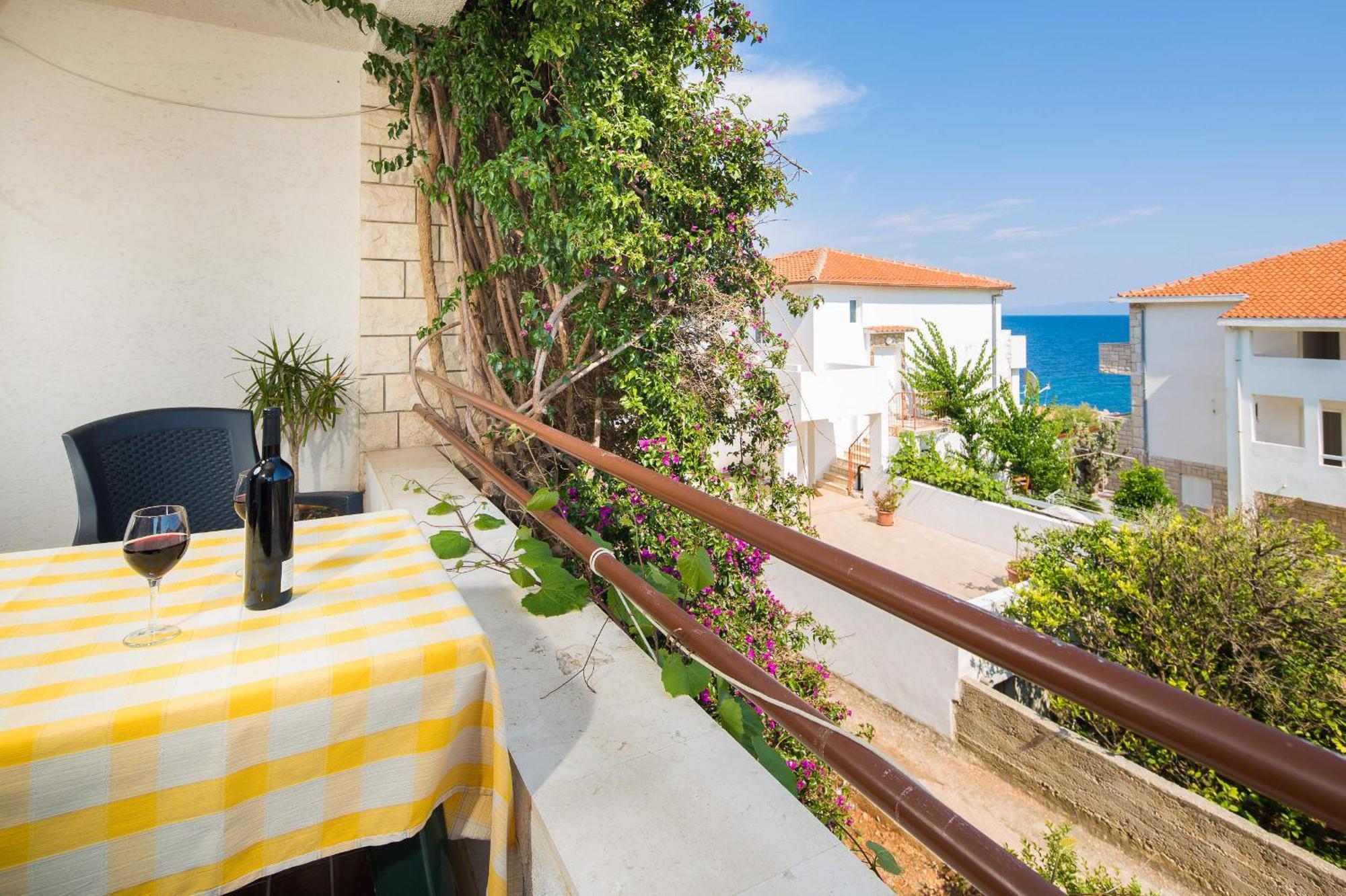Pansion Marjan Otel Zavala Oda fotoğraf