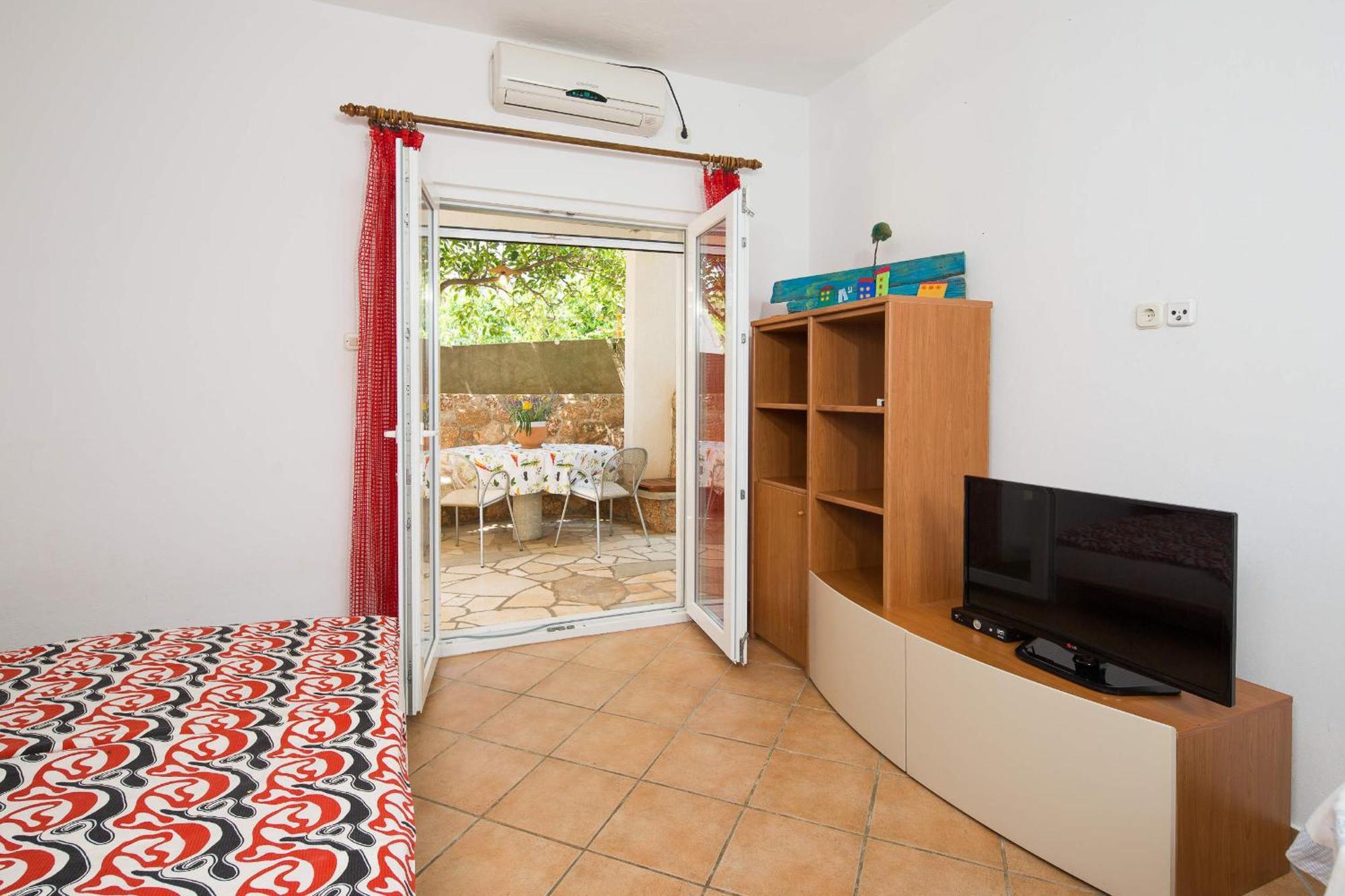 Pansion Marjan Otel Zavala Oda fotoğraf